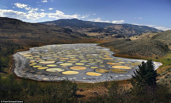 Photo:  Lake Liluk also known as spotted lake 